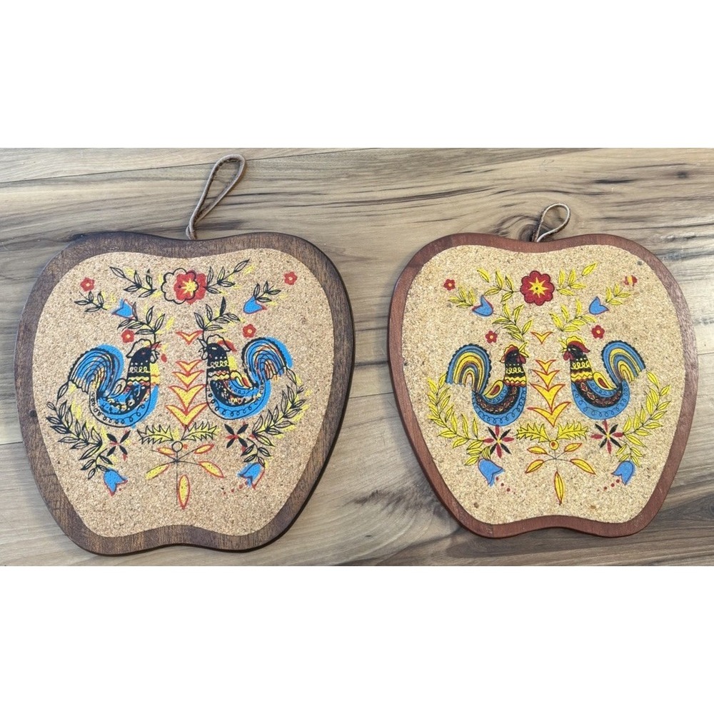 Vintage MCM Rooster Cork Trivets Set of 2 Wood Folk Art Kitchen Wall Decor